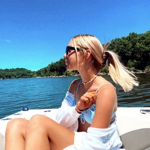 Meet your Posher, Abby